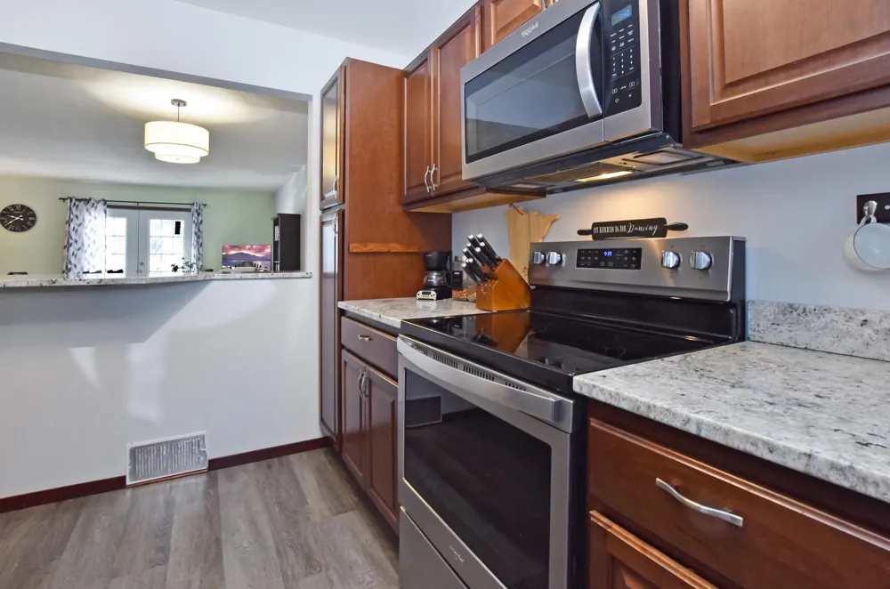 1860 Mcmenemy Street #I Maplewood, MN 55117