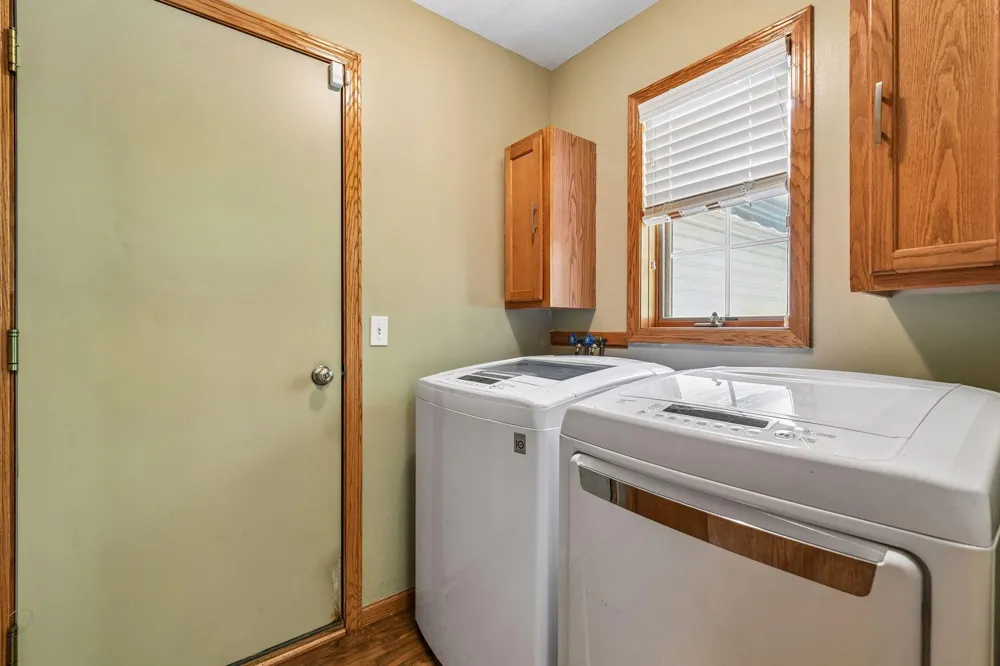 1118 W State Street Belle Plaine, MN 56011