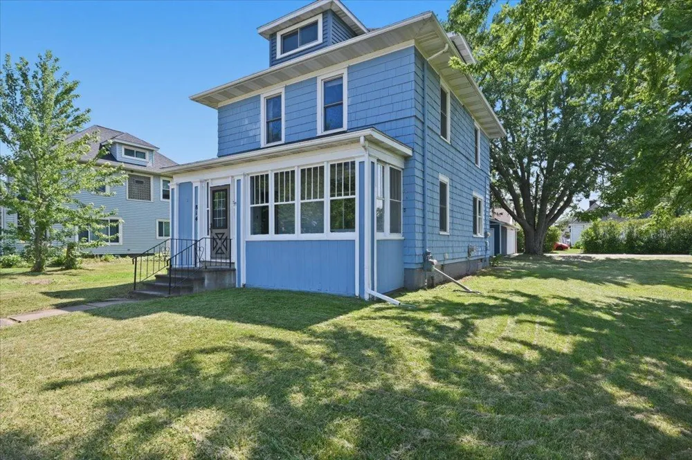 814 20th Street Superior, WI 54880