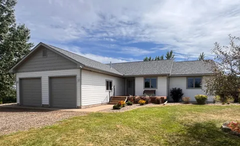836 County Road D