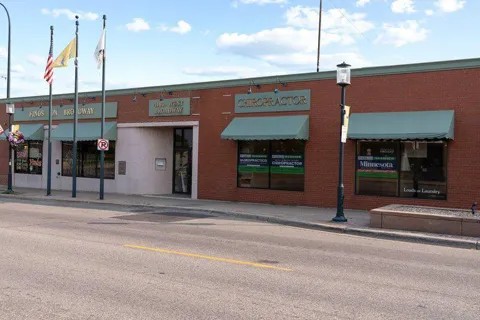 4180 W Broadway Avenue