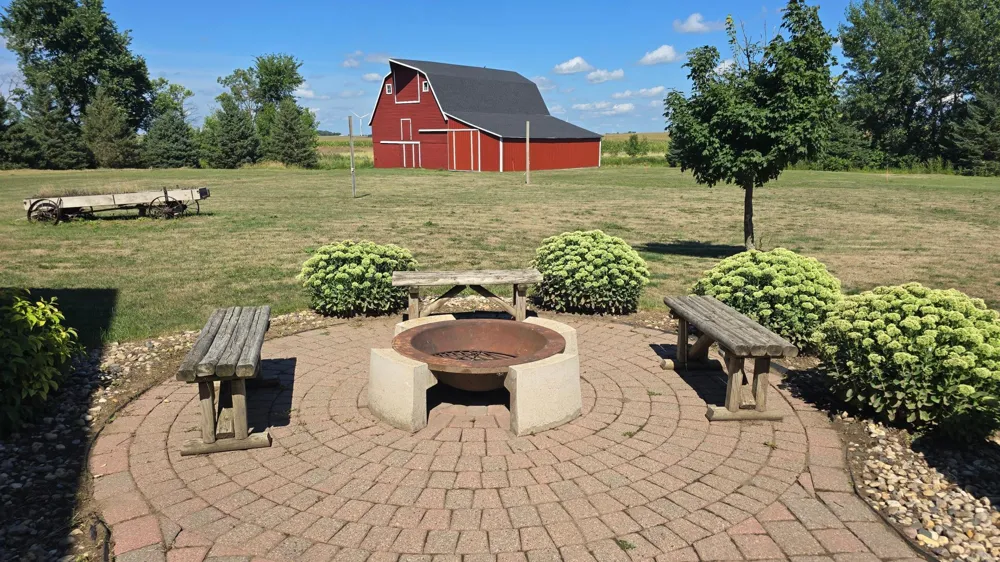2980 County Road 101 Hendricks, MN 56136