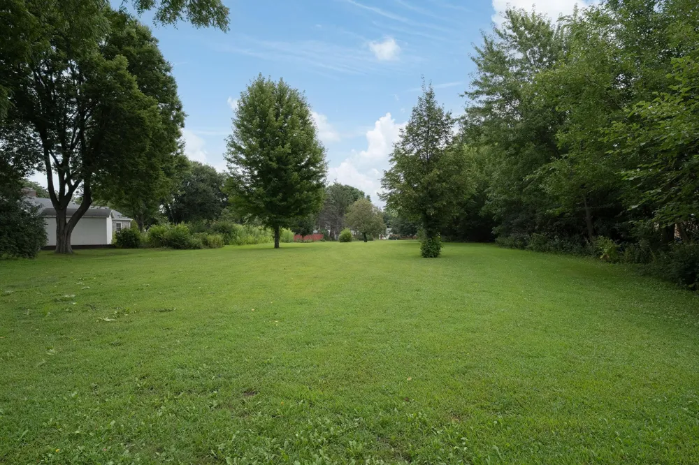 128 Park Lane Le Sueur, MN 56058