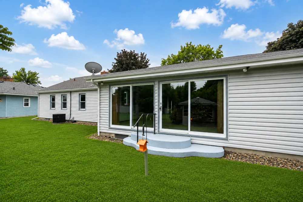 128 Park Lane Le Sueur, MN 56058