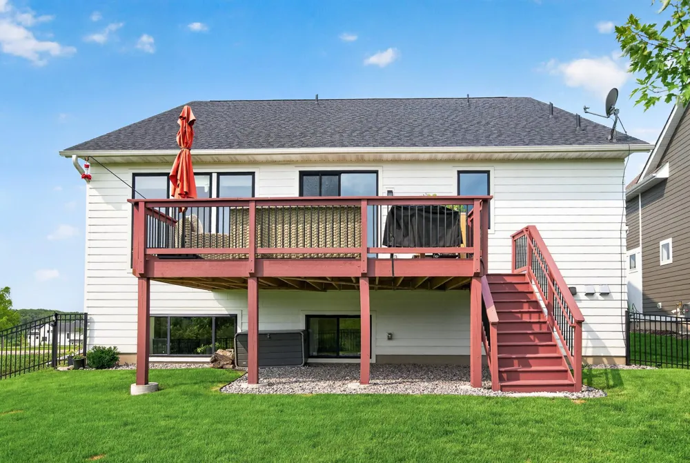 10110 Harvest Trail Victoria, MN 55318