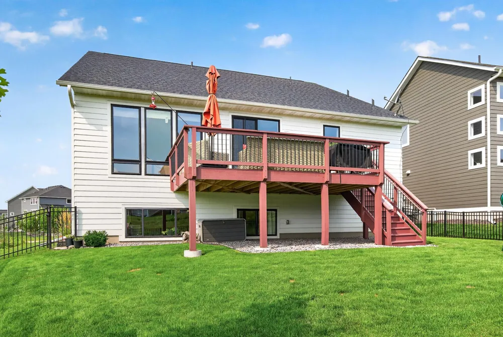 10110 Harvest Trail Victoria, MN 55318