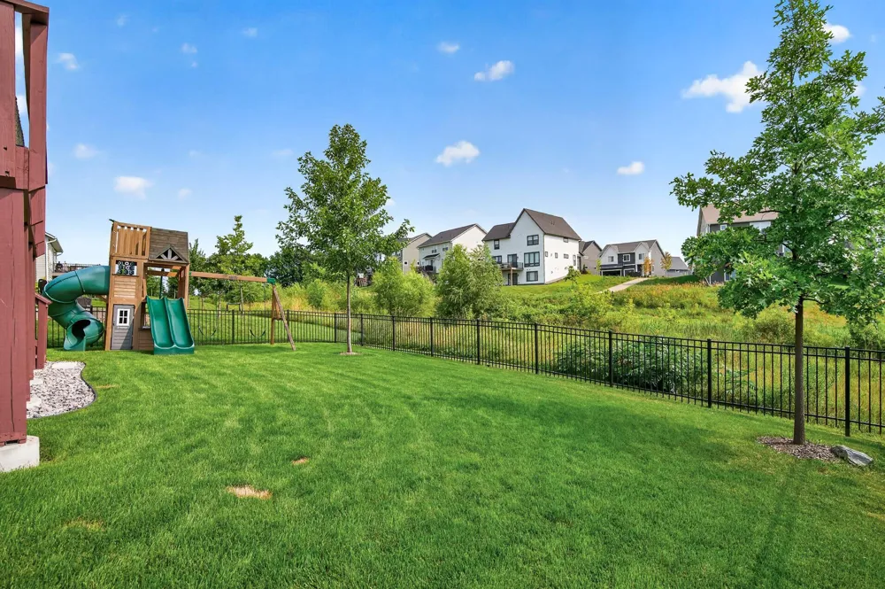 10110 Harvest Trail Victoria, MN 55318