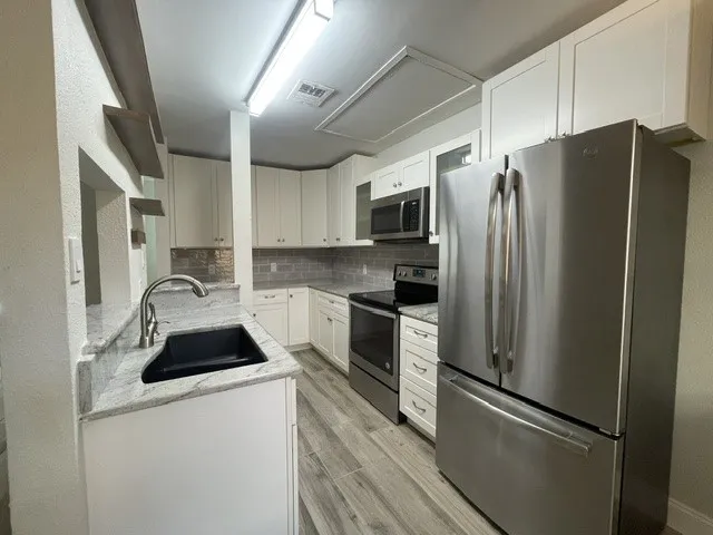 3904 Rawlins Street #113 Dallas, TX 75219