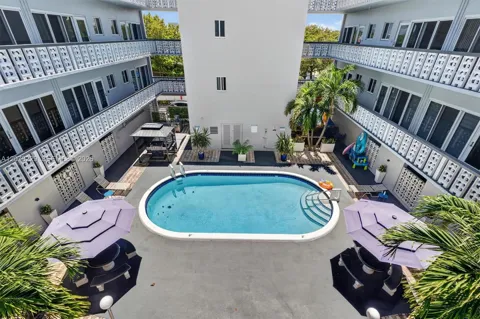 1818 Rodman St #3B
