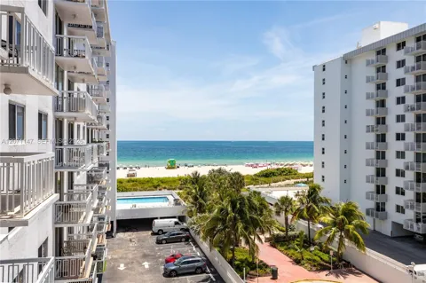 401 Ocean Dr #607