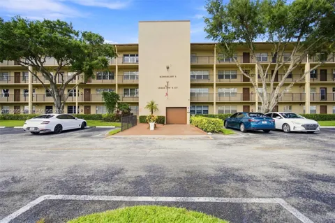 13455 SW 9th Ct #301J
