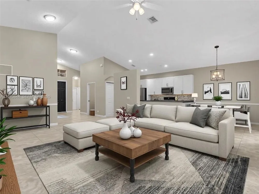 6271 SW 195th Ave Pembroke Pines, FL 33332