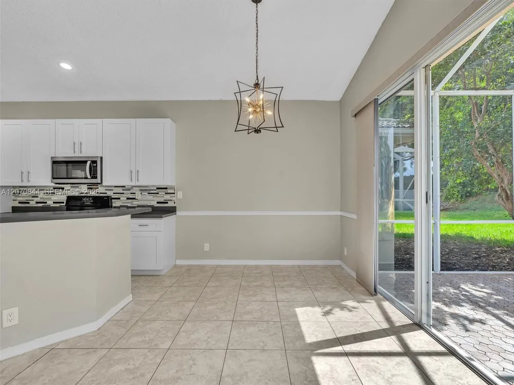 6271 SW 195th Ave Pembroke Pines, FL 33332