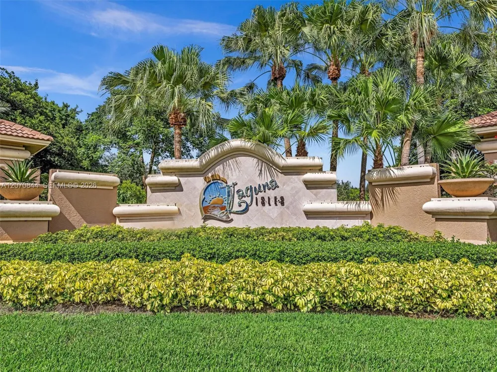6271 SW 195th Ave Pembroke Pines, FL 33332