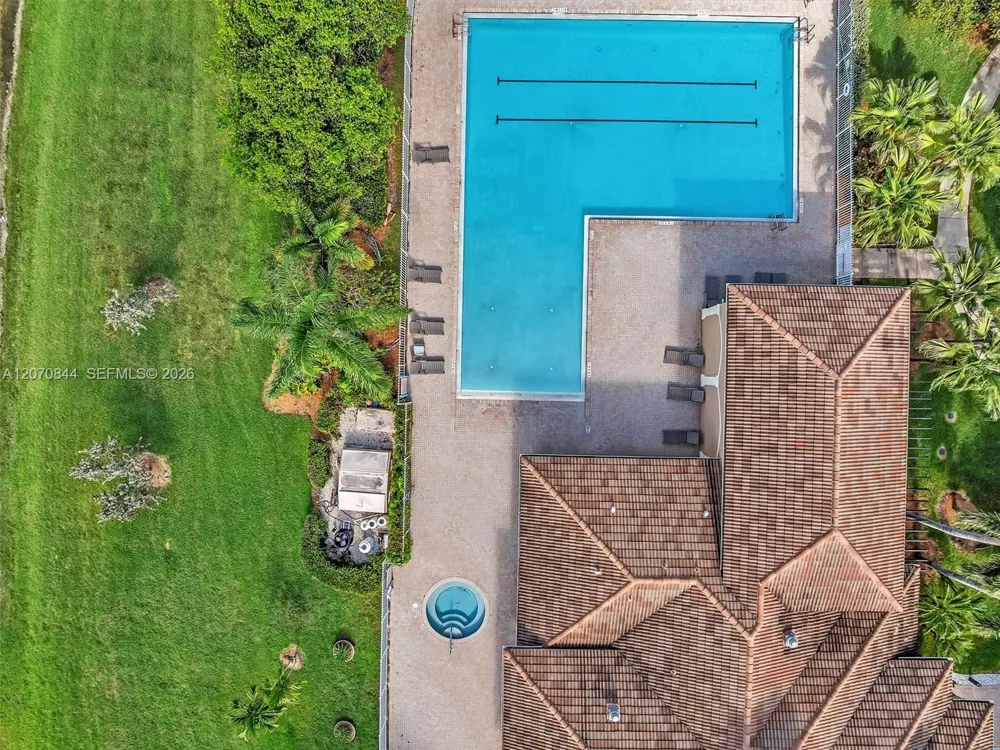 6271 SW 195th Ave Pembroke Pines, FL 33332