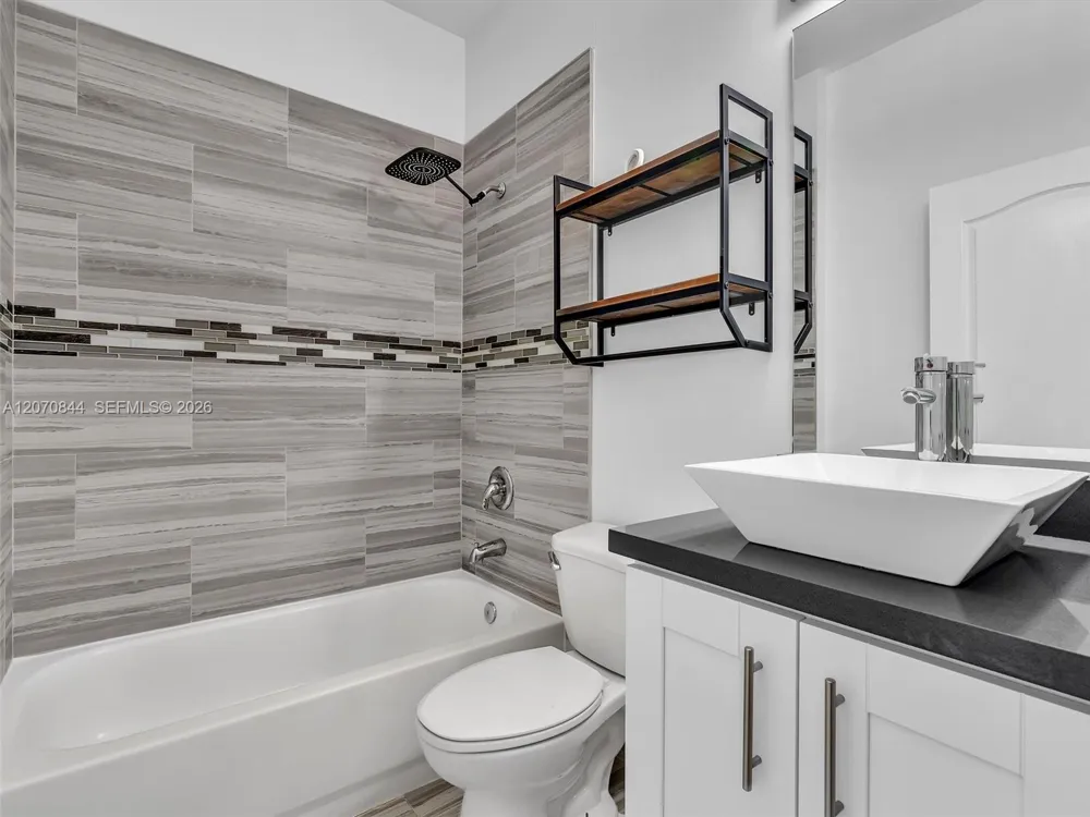 6271 SW 195th Ave Pembroke Pines, FL 33332