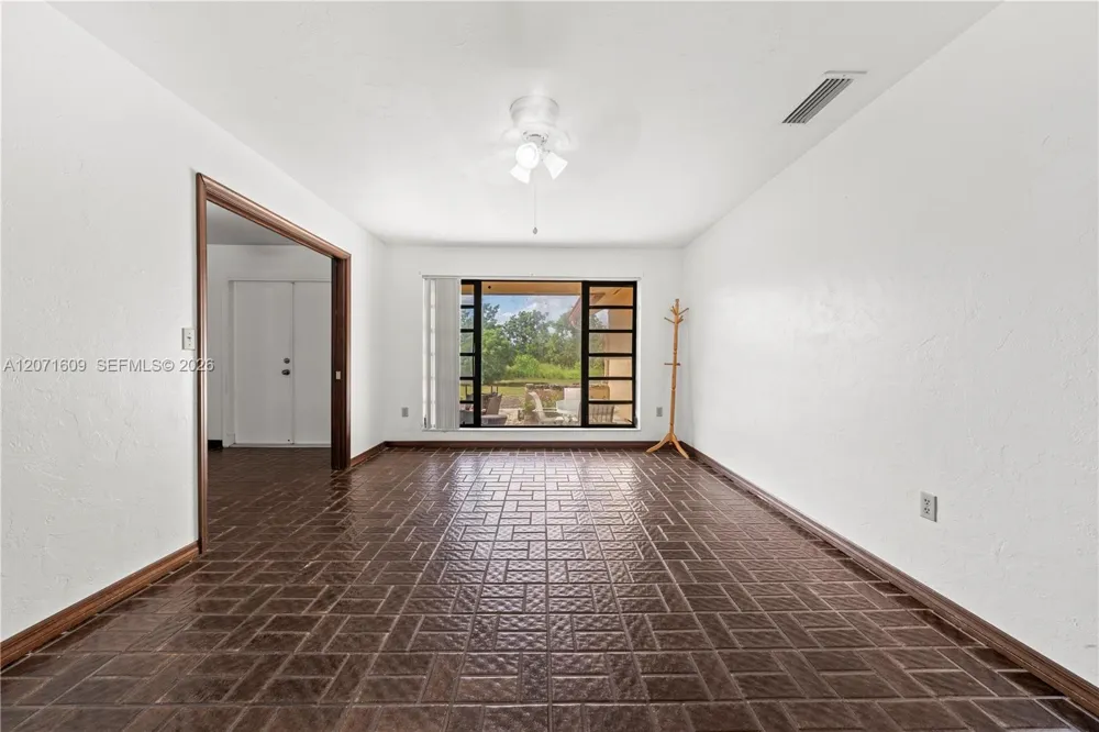 22100 194th Avenue Miami, FL 33170