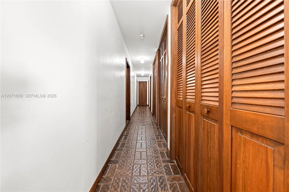 22100 194th Avenue Miami, FL 33170
