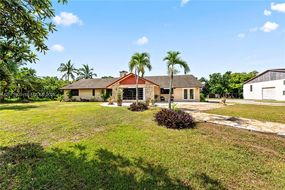 22100 194th Avenue Miami, FL 33170