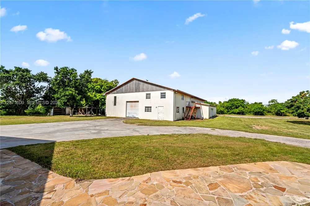 22100 194th Avenue Miami, FL 33170
