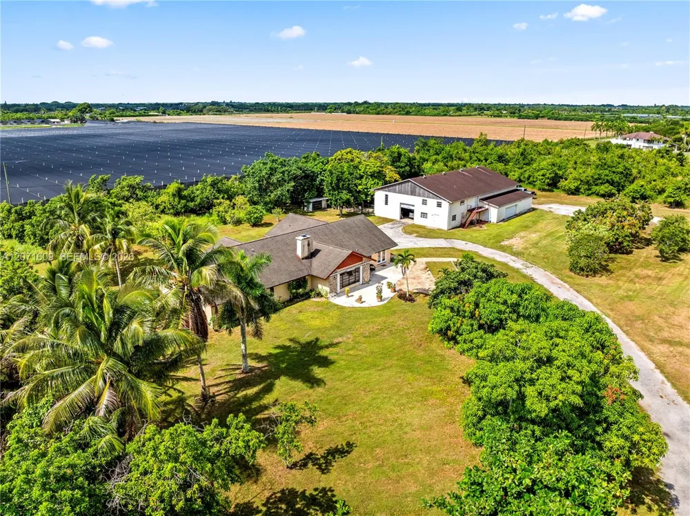 22100 194th Avenue Miami, FL 33170
