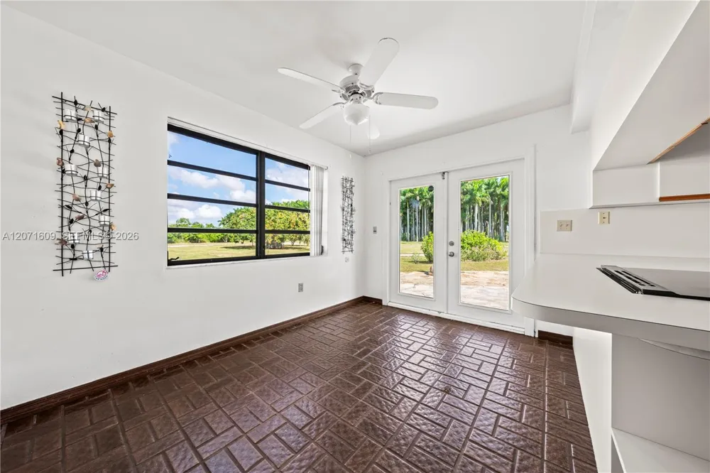 22100 194th Avenue Miami, FL 33170