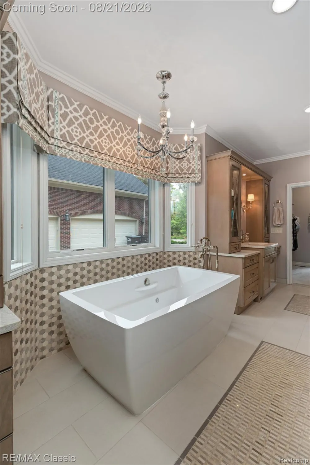 18133 Mission Point Northville Township, MI 48168
