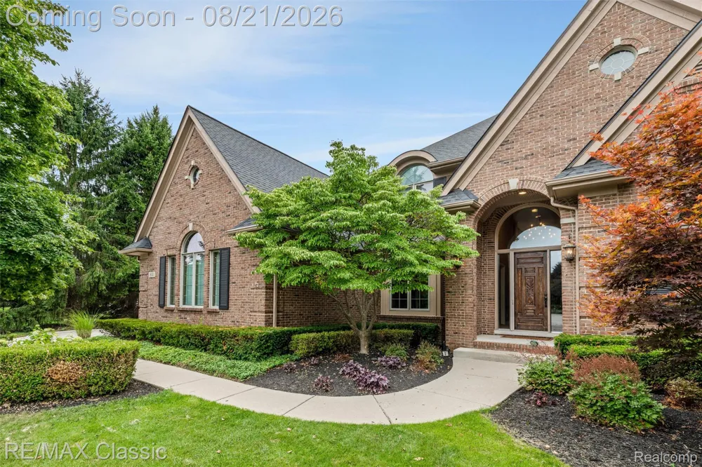 18133 Mission Point Northville Township, MI 48168