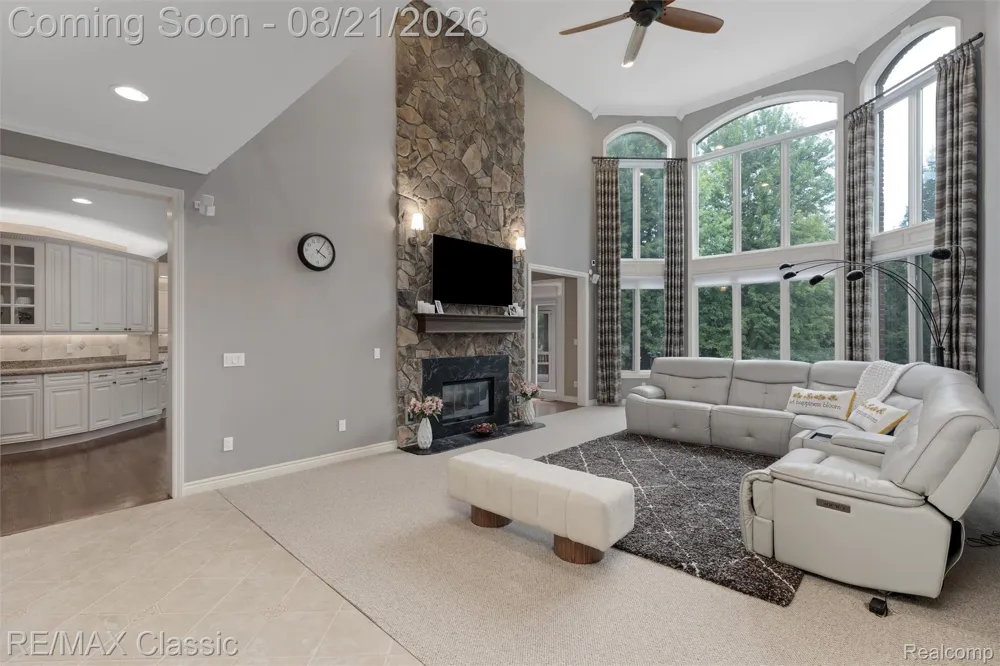 18133 Mission Point Northville Township, MI 48168