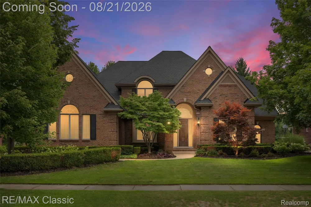 18133 Mission Point Northville Township, MI 48168