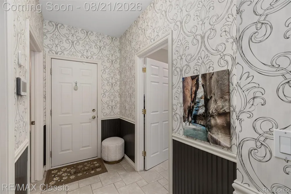 18133 Mission Point Northville Township, MI 48168