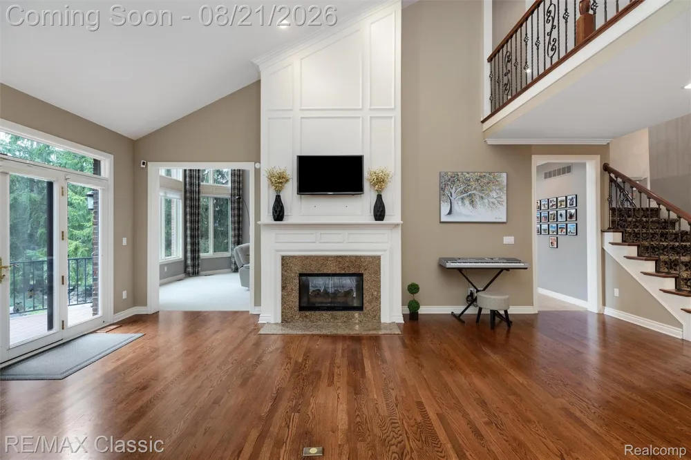 18133 Mission Point Northville Township, MI 48168