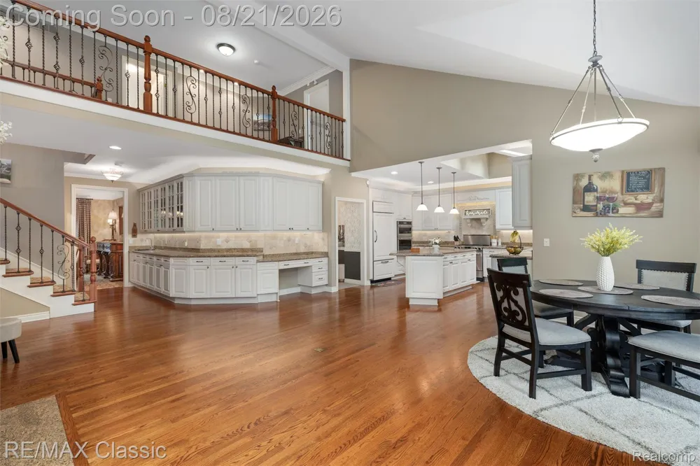 18133 Mission Point Northville Township, MI 48168