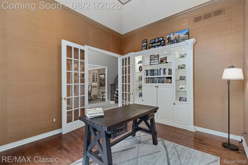 18133 Mission Point Northville Township, MI 48168