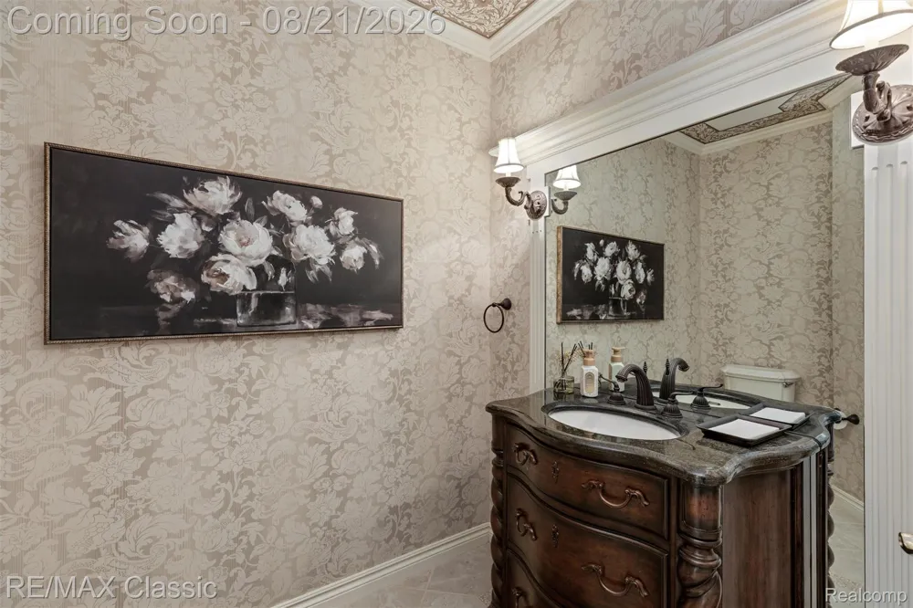18133 Mission Point Northville Township, MI 48168