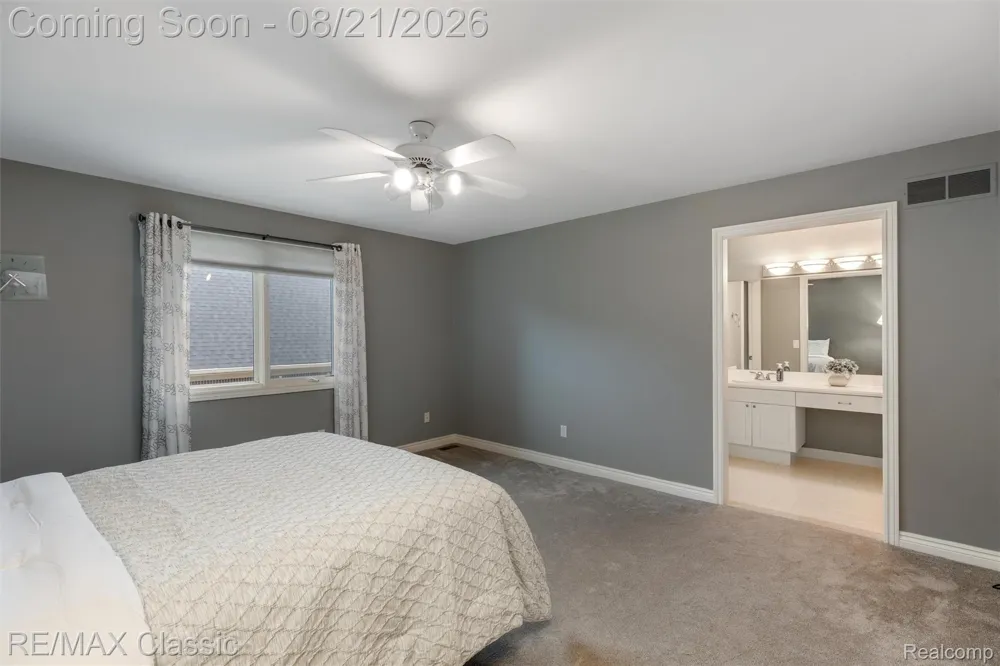 18133 Mission Point Northville Township, MI 48168