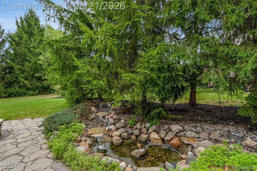 18133 Mission Point Northville Township, MI 48168