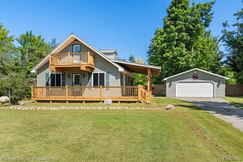 6389 Postlewait Road