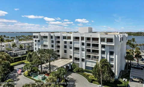 2860 S OCEAN BOULEVARD #208
