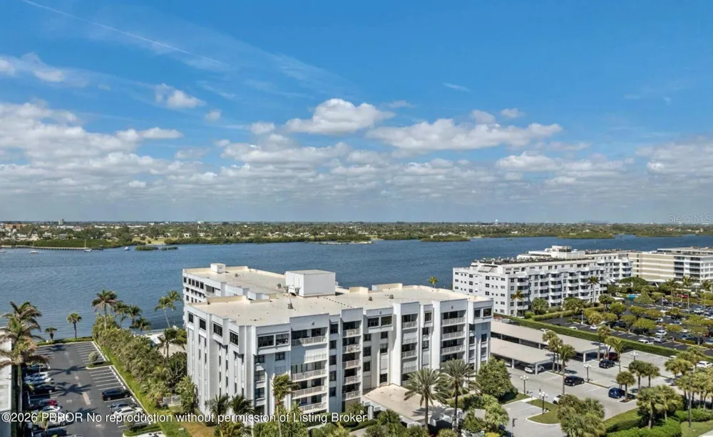 2860 S OCEAN BOULEVARD #208 Palm Beach, FL 33480