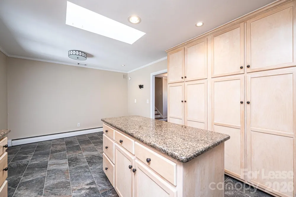2035 2nd Street NW Hickory, NC 28601