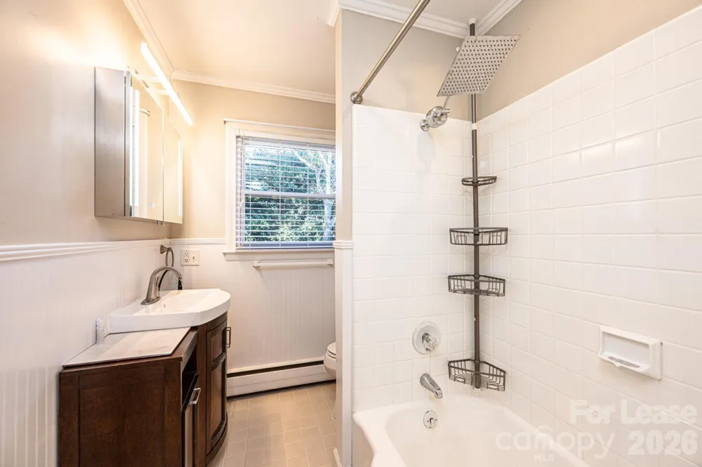 2035 2nd Street NW Hickory, NC 28601
