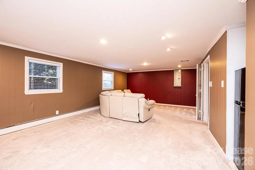 2035 2nd Street NW Hickory, NC 28601