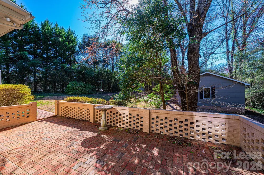2035 2nd Street NW Hickory, NC 28601