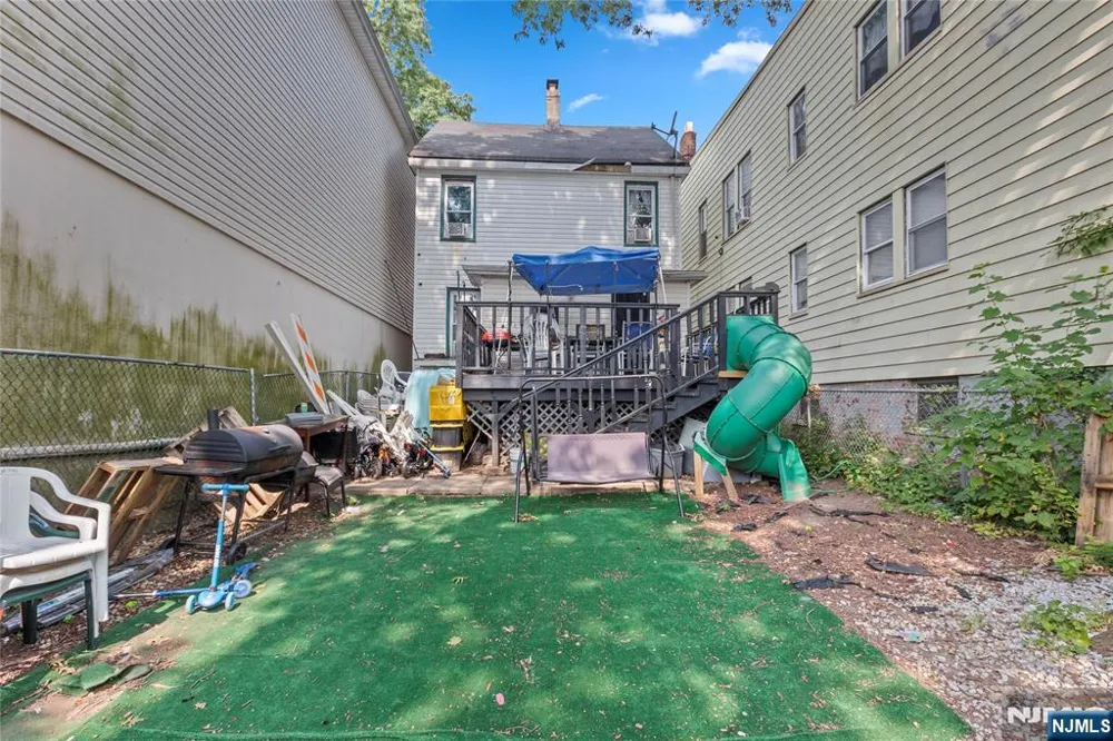 42 Mead Street Newark, NJ 07106