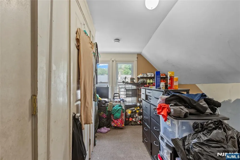 42 Mead Street Newark, NJ 07106