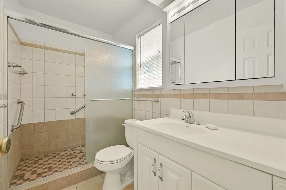 2003 Kingsway Drive League City, TX 77573