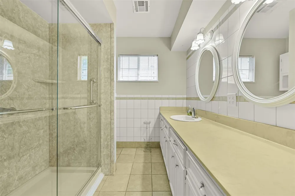 2003 Kingsway Drive League City, TX 77573