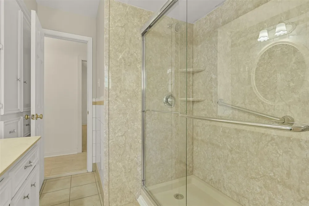 2003 Kingsway Drive League City, TX 77573