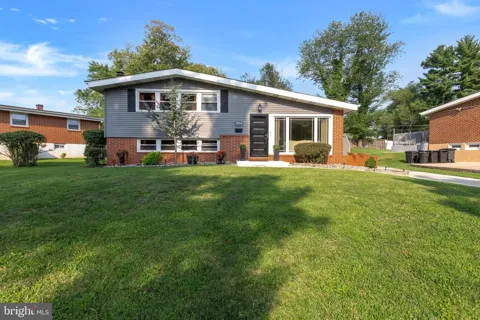 1014 FLAGTREE LANE